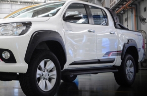 Расширители арок Toyota Hilux REVO 2015 (Без крепежных болтов)