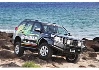 Пороги Ironman с защитой крыльев для Toyota HiLux Vigo